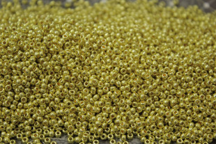 Бисер Чехия круглый 10/0 2.3 мм 50г 18383 золотой